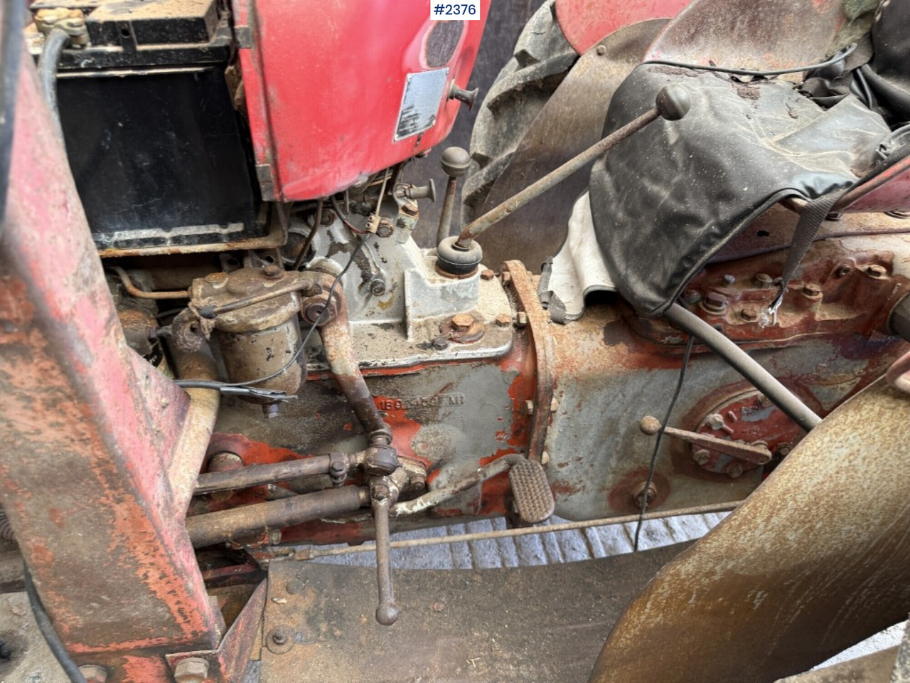 Трактор Massey Ferguson Special 35X: фото 12