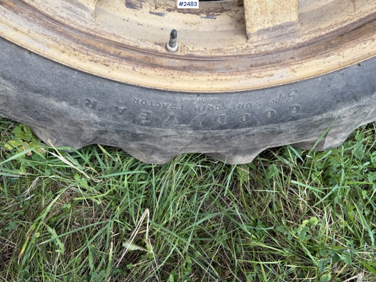 Tractor tires with rings Goodyear 13.6-38 - Колесо для Сельскохозяйственной техники: фото 5 Tractor tires with rings Goodyear 13.6-38 - Колесо для Сельскохозяйственной техники: фото 5
