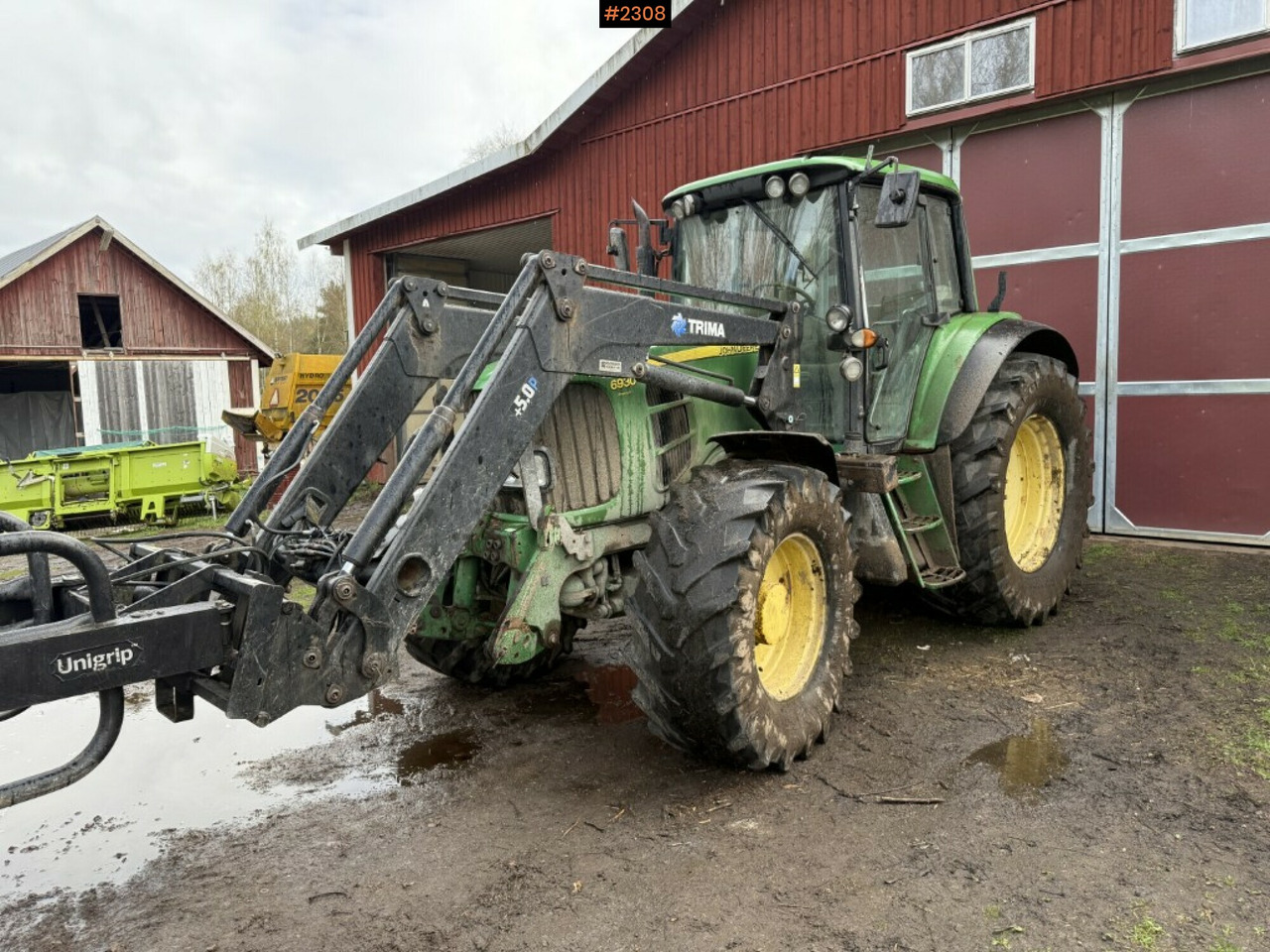 Tractor John Deere 6930 Premium with front loader (see video) - Трактор: фото 2 Tractor John Deere 6930 Premium with front loader (see video) - Трактор: фото 2