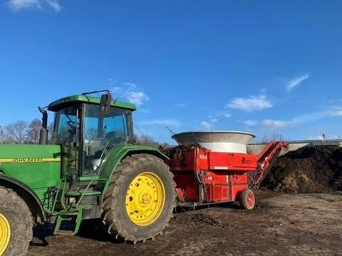 Bizon B-1030 Kompost Schredder Biomasse Mist Compost shr - Измельчитель соломы: фото 2 Bizon B-1030 Kompost Schredder Biomasse Mist Compost shr - Измельчитель соломы: фото 2