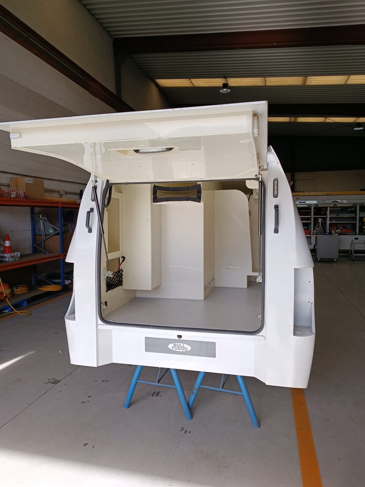 Ford Ranger Pick-up super cab - Сменный кузов - фургон: фото 4 Ford Ranger Pick-up super cab - Сменный кузов - фургон: фото 4