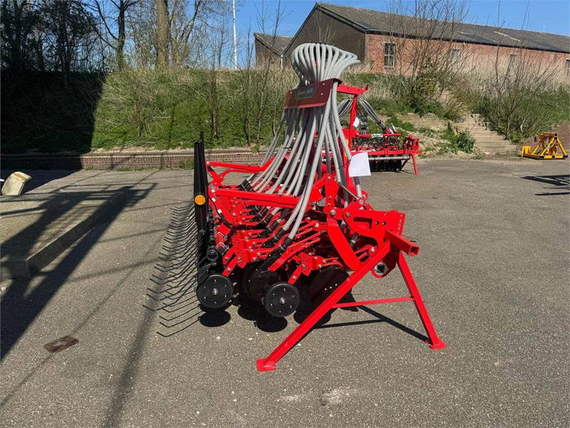 Kverneland CB 3000 3 punt - Посевной комплекс: фото 4 Kverneland CB 3000 3 punt - Посевной комплекс: фото 4