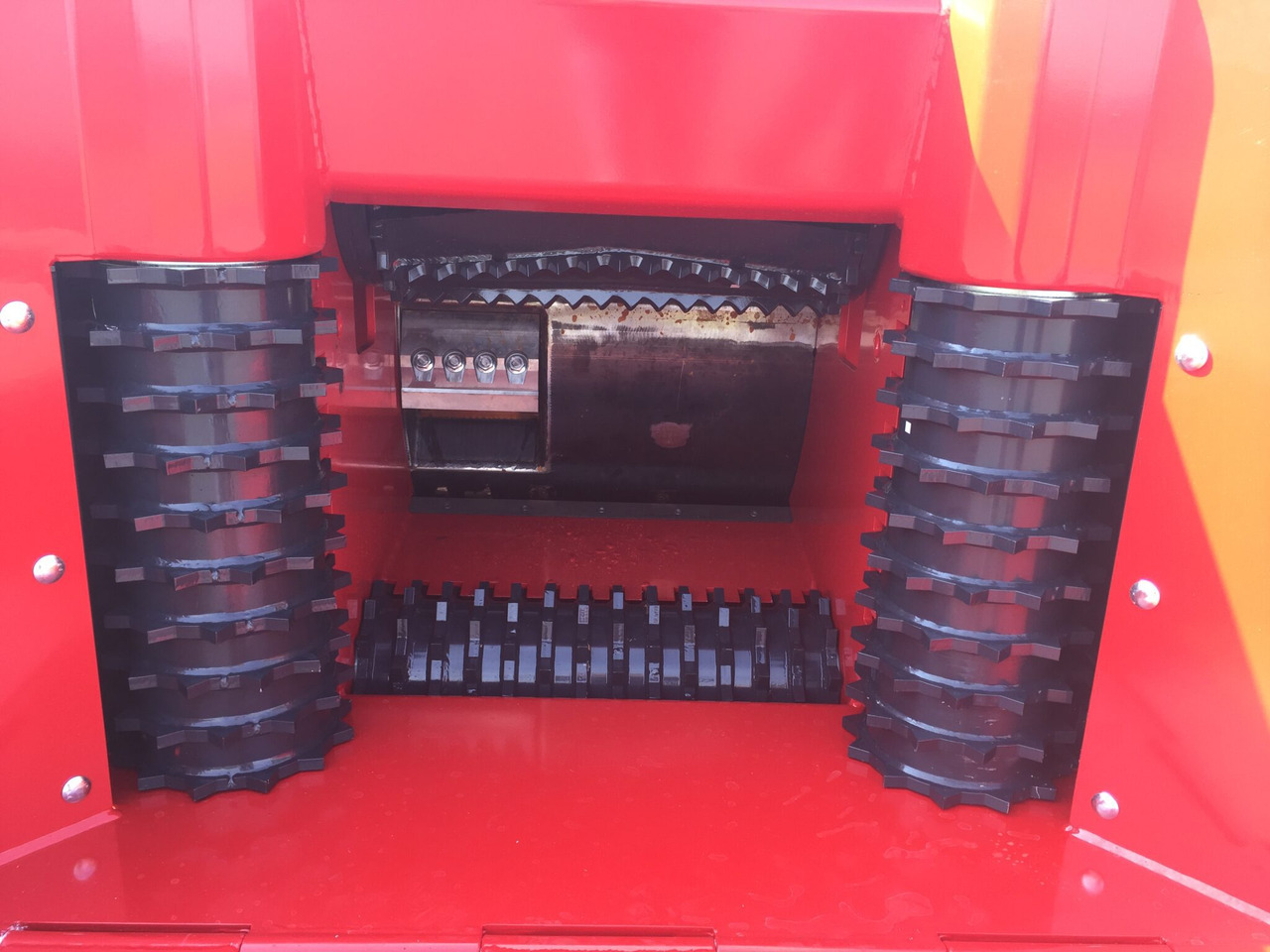 Измельчитель древесины UFKES 942 Chipper: фото 20 Измельчитель древесины UFKES 942 Chipper: фото 20