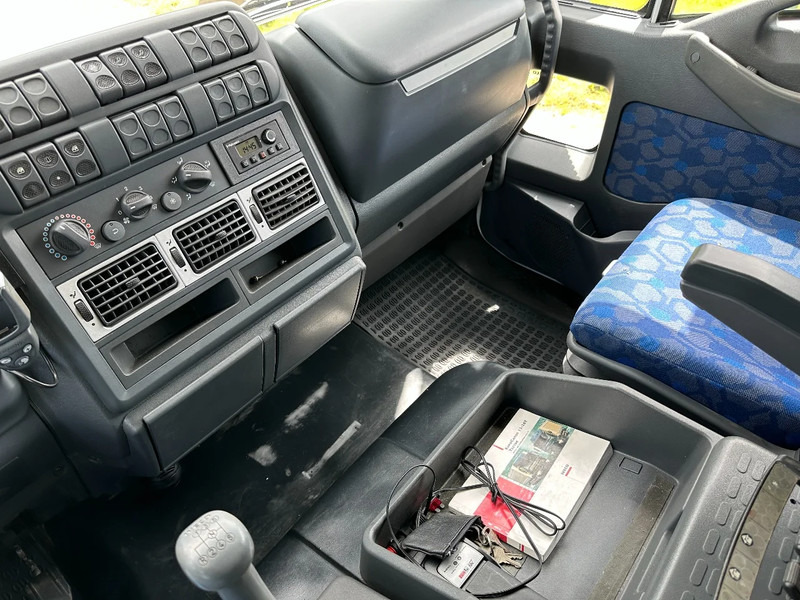 Грузовик с закрытым кузовом Iveco EuroCargo 120 manual haib 099 Hiduo remote: фото 16