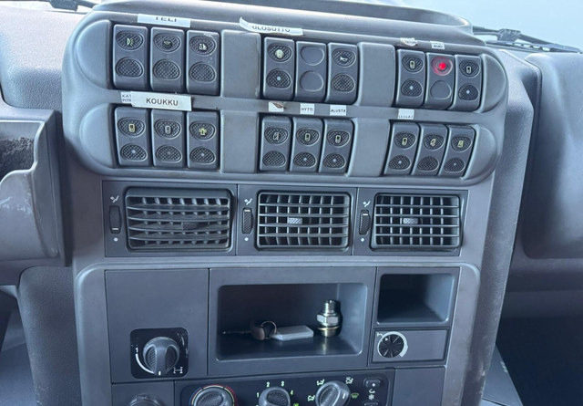 IvecoStralis 400 6x2 Palfinger в лизинг IvecoStralis 400 6x2 Palfinger: фото 15