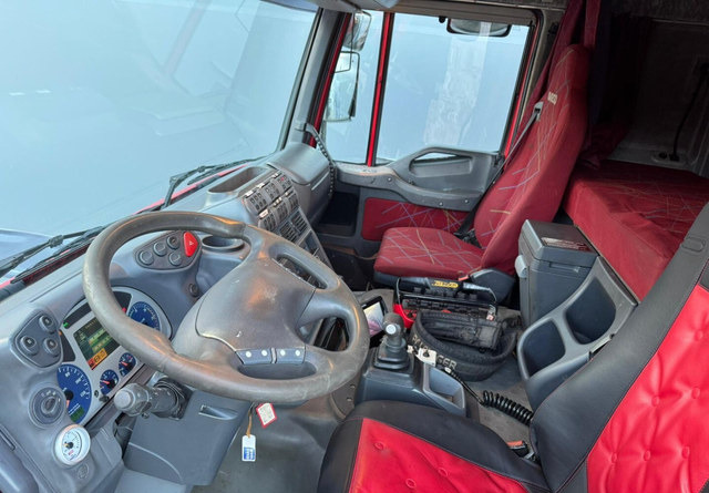 IvecoStralis 400 6x2 Palfinger в лизинг IvecoStralis 400 6x2 Palfinger: фото 13