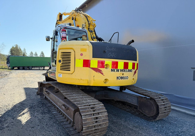 New HollandE235SR - Гусеничный экскаватор: фото 4 New HollandE235SR - Гусеничный экскаватор: фото 4