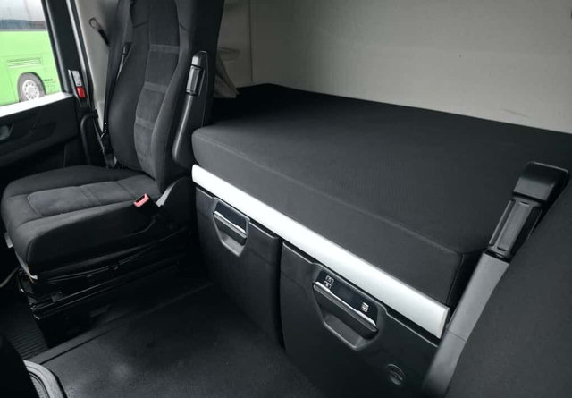 Тягач IvecoS-Way 480 6x2 Hieno!: фото 12 Тягач IvecoS-Way 480 6x2 Hieno!: фото 12