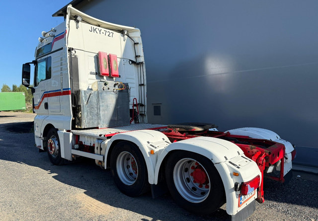 MAN TGX 28.540 6x2 - Тягач: фото 3 MAN TGX 28.540 6x2 - Тягач: фото 3