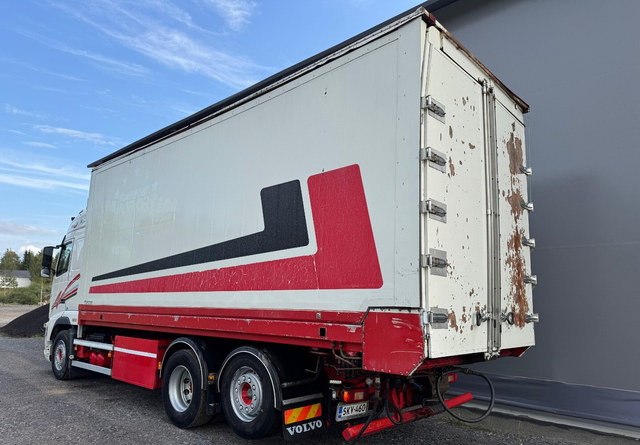 VolvoFH13 500 6x2 Ketjupurku + Rahtikaappi - Грузовик с закрытым кузовом: фото 3 VolvoFH13 500 6x2 Ketjupurku + Rahtikaappi - Грузовик с закрытым кузовом: фото 3