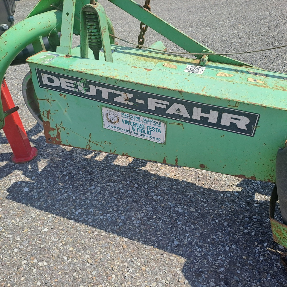 FALCIATRICE DEUTZ-FAHR KM 24 - Косилка: фото 3 FALCIATRICE DEUTZ-FAHR KM 24 - Косилка: фото 3