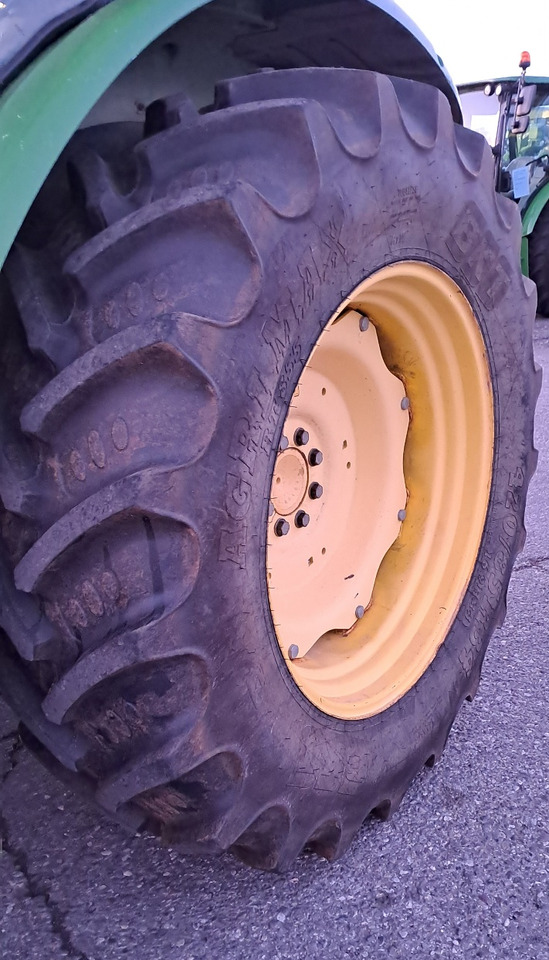 Трактор JOHN DEERE 5820: фото 7