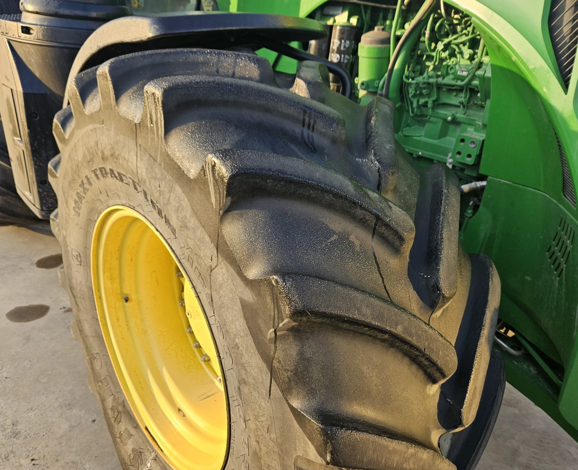 JOHN DEERE 8320R - Трактор: фото 5 JOHN DEERE 8320R - Трактор: фото 5