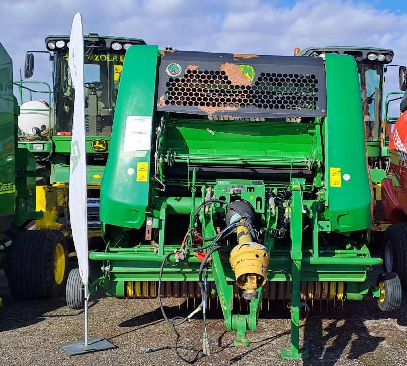 JOHN DEERE 960 - Пресс-подборщик рулонный: фото 2 JOHN DEERE 960 - Пресс-подборщик рулонный: фото 2