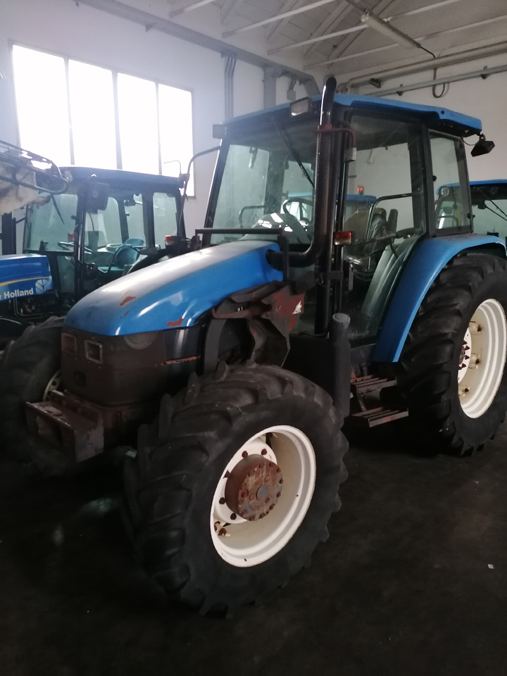 NEW HOLLAND TL 90 - Трактор: фото 1 NEW HOLLAND TL 90 - Трактор: фото 1