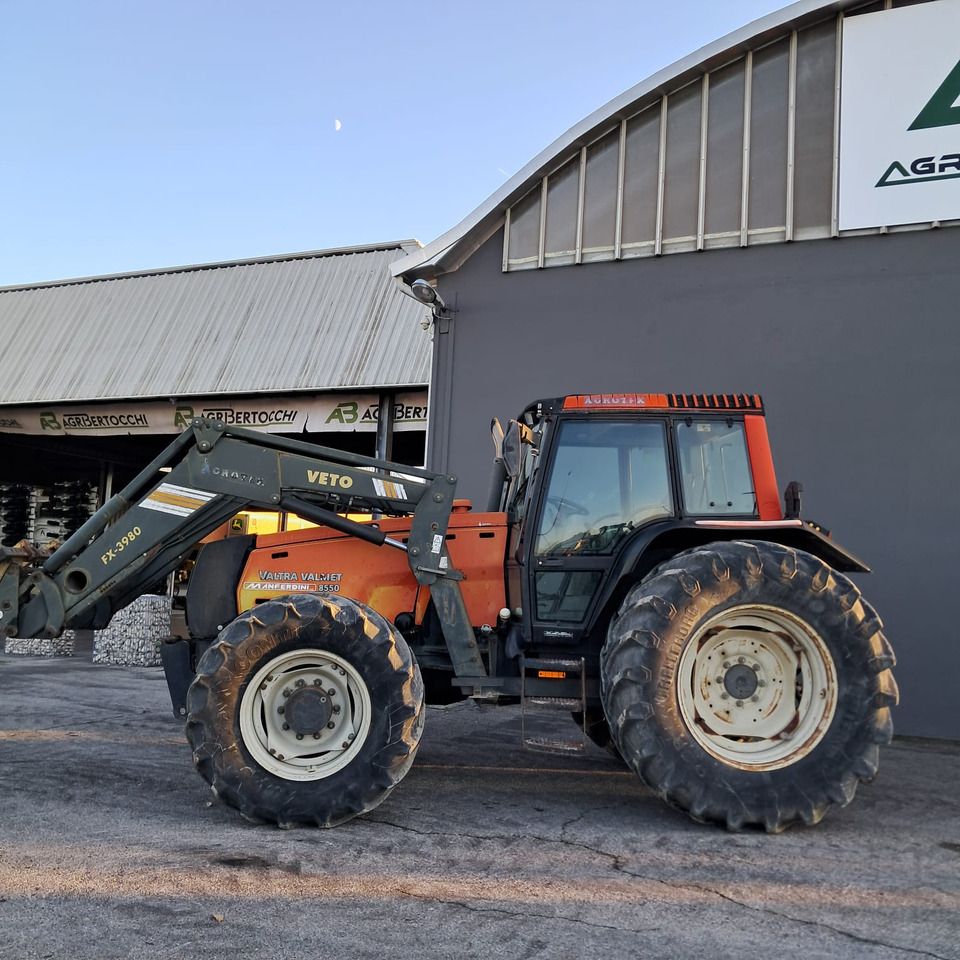 VALTRA VALMET 8550 - Трактор: фото 3 VALTRA VALMET 8550 - Трактор: фото 3