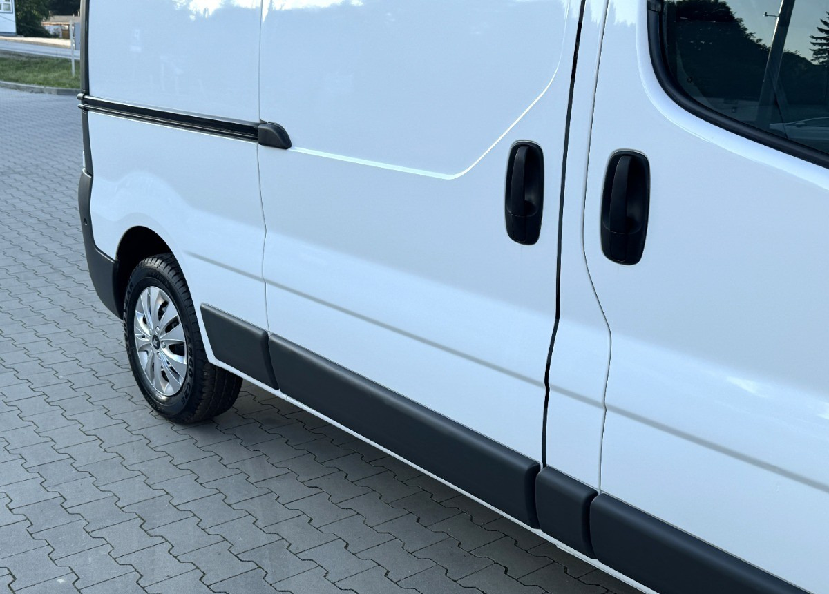 Цельнометаллический фургон Renault Trafic 2.0 DCI 115KM LONG 2012 Rok Klimatyzacja Nawigacja BEZWYPADKOWY: фото 10