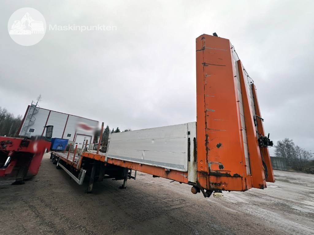 Briab Jumbotrailer - Низкорамный полуприцеп: фото 4 Briab Jumbotrailer - Низкорамный полуприцеп: фото 4