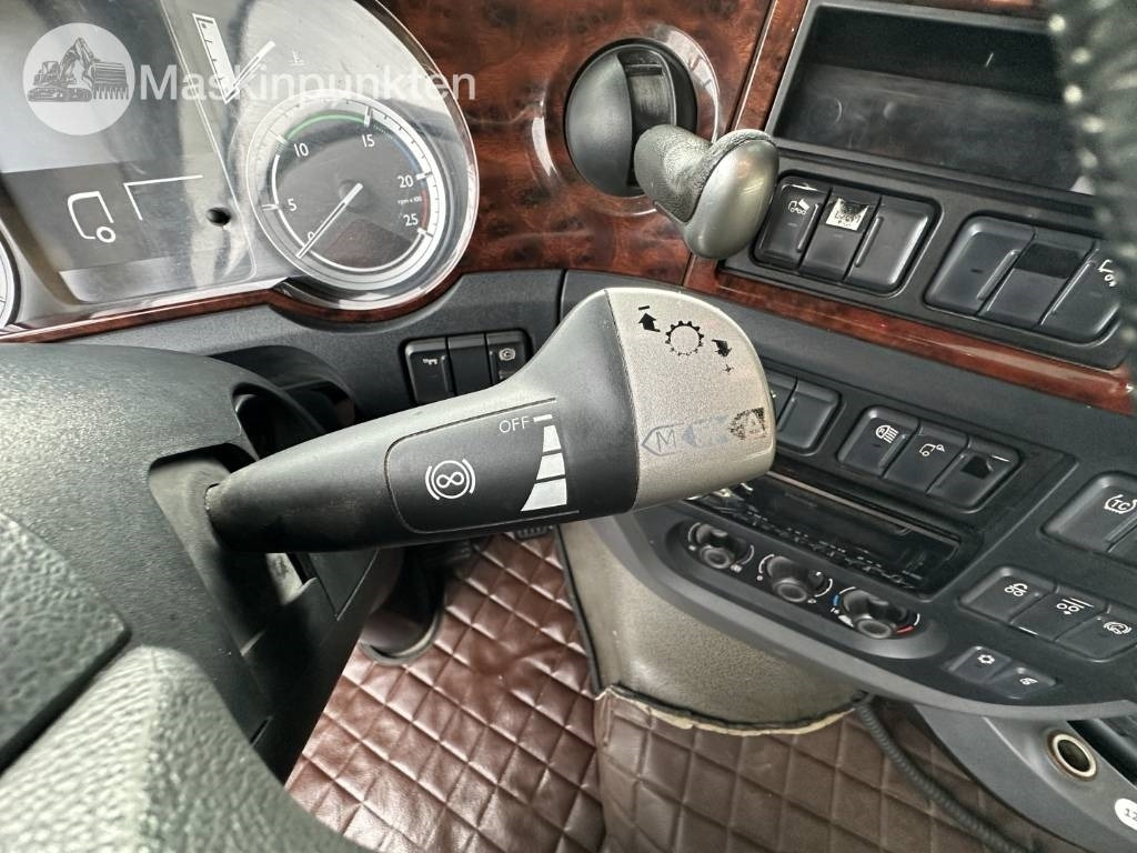 Самосвал DAF G6 4236 CFE F510: фото 40