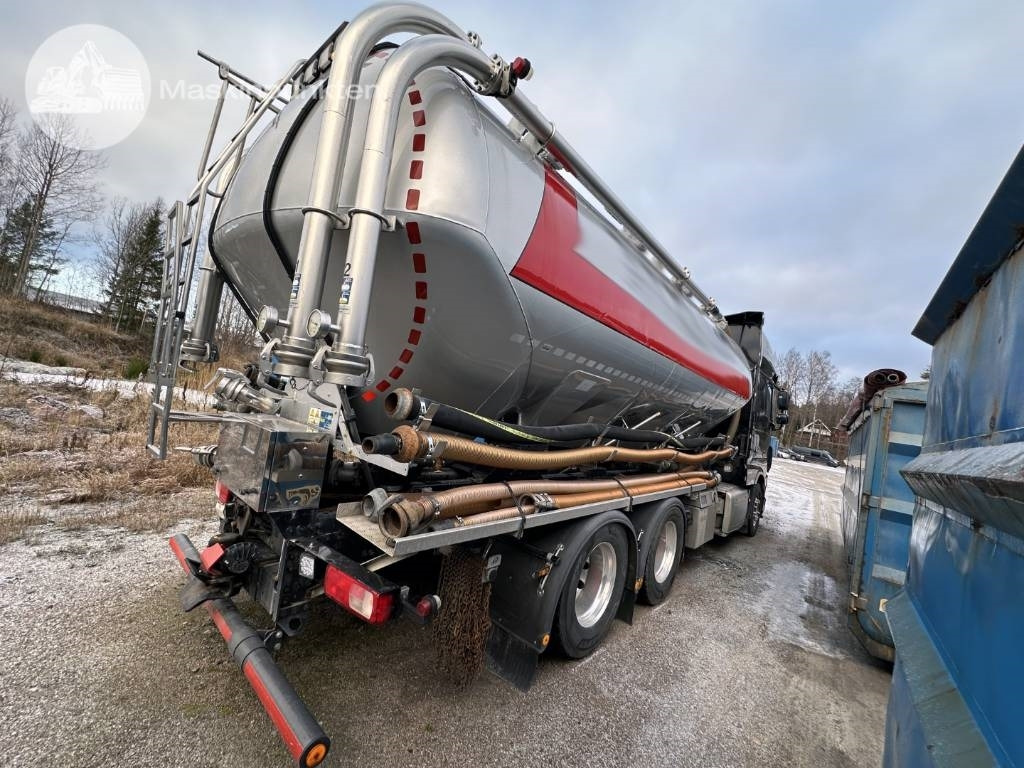 DAF XF 510 Z EKIPAGE - Грузовик-цистерна: фото 4 DAF XF 510 Z EKIPAGE - Грузовик-цистерна: фото 4
