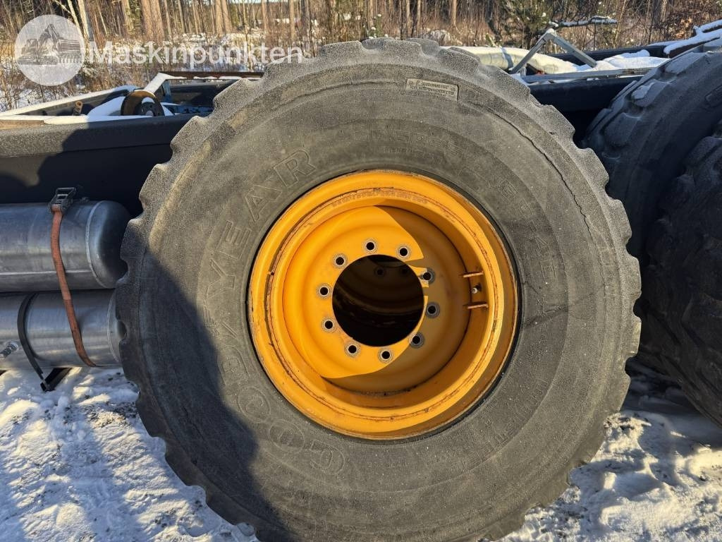 Goodyear GP-40 Däck med fälg till hjullastare - Шина для Строительной техники: фото 1 Goodyear GP-40 Däck med fälg till hjullastare - Шина для Строительной техники: фото 1