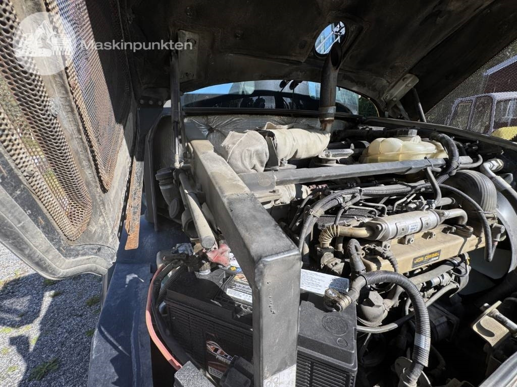 Колёсный погрузчик JCB 413 K: фото 47