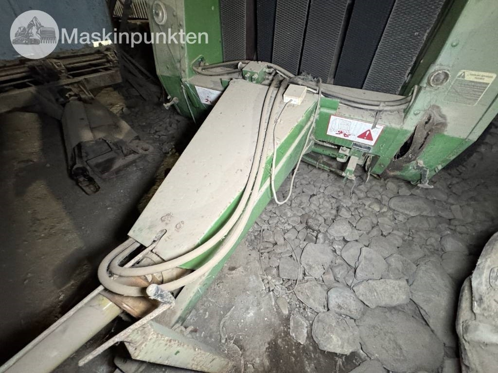 John Deere 545 - Пресс-подборщик рулонный: фото 5 John Deere 545 - Пресс-подборщик рулонный: фото 5