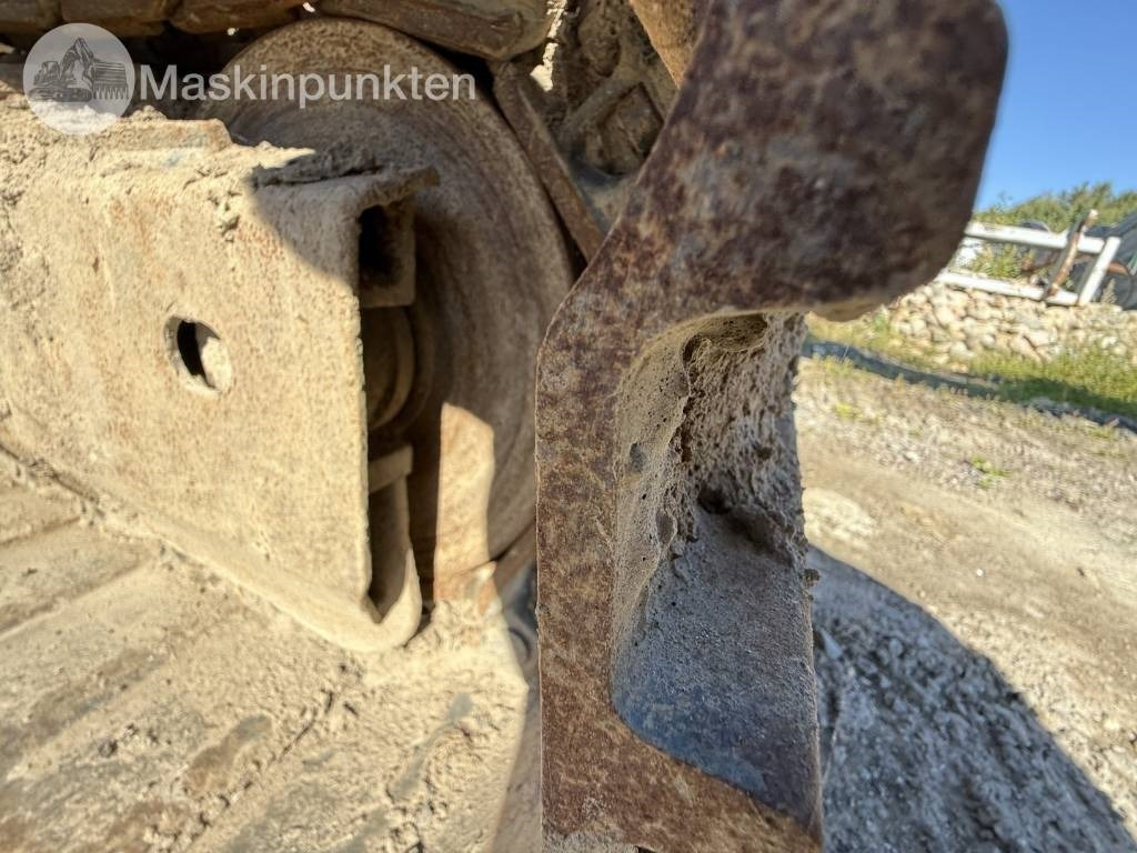 Гусеничный экскаватор Komatsu PC 210 LC-11: фото 13