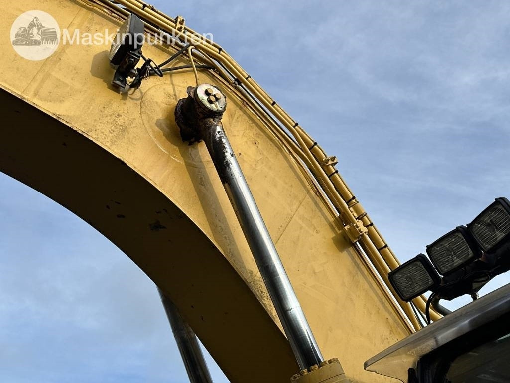 Komatsu PC 210 LC-8 - Гусеничный экскаватор: фото 5 Komatsu PC 210 LC-8 - Гусеничный экскаватор: фото 5