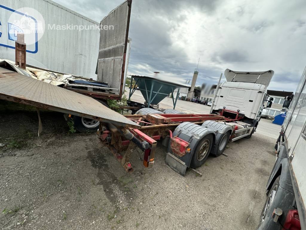 Scania R 124 LB - Грузовик-контейнеровоз/ Сменный кузов: фото 4 Scania R 124 LB - Грузовик-контейнеровоз/ Сменный кузов: фото 4