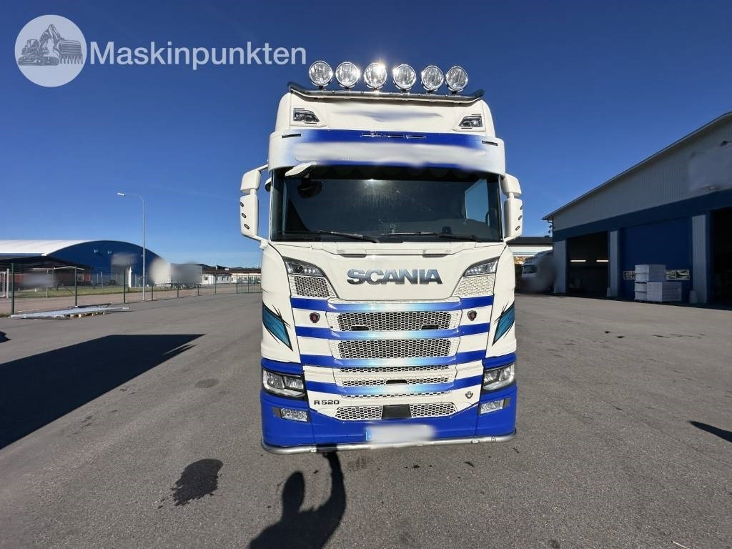Scania R 520 - Грузовик с закрытым кузовом: фото 2 Scania R 520 - Грузовик с закрытым кузовом: фото 2