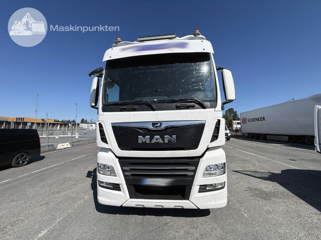 MAN TGX 28.510 - Тягач: фото 3 MAN TGX 28.510 - Тягач: фото 3