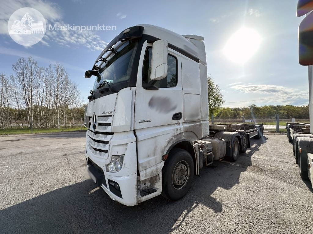 Mercedes-Benz Actros 2545 - Тягач: фото 2 Mercedes-Benz Actros 2545 - Тягач: фото 2