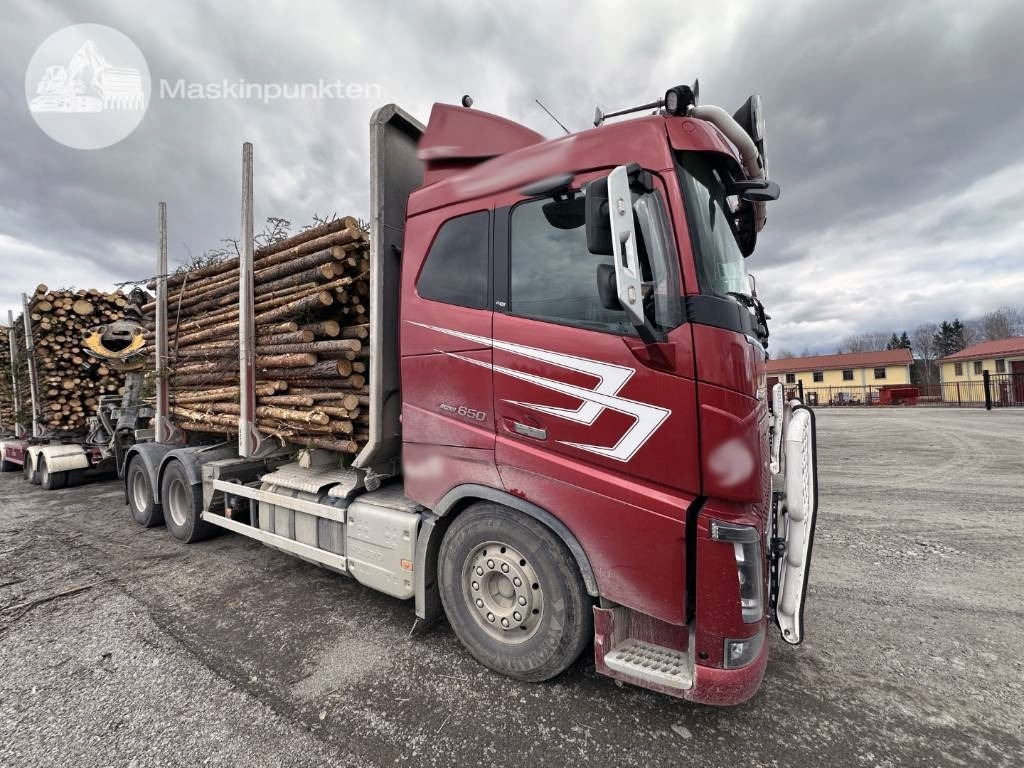 Volvo FH 16 650 - Лесовоз: фото 1 Volvo FH 16 650 - Лесовоз: фото 1