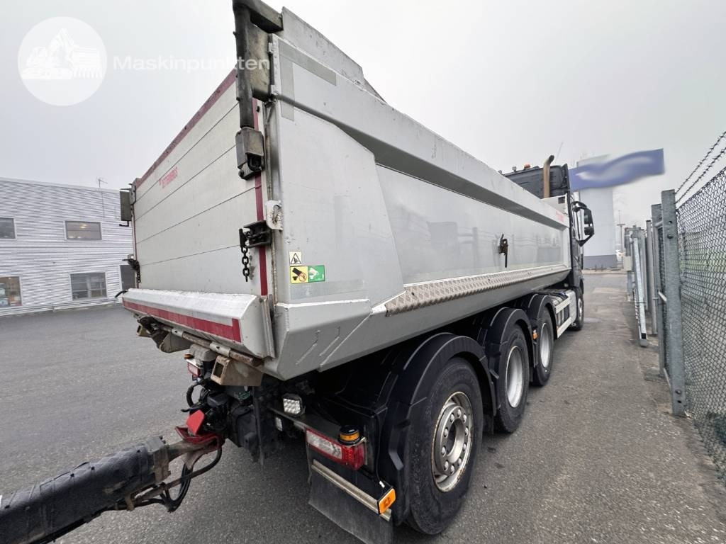 Volvo FH 16 750 - Самосвал: фото 4 Volvo FH 16 750 - Самосвал: фото 4