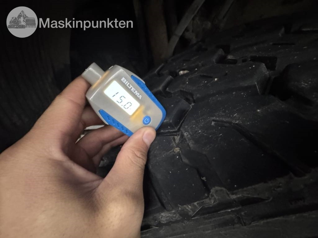 Volvo FH 8*4 Tridem lastväxlare - Крюковой мультилифт: фото 5 Volvo FH 8*4 Tridem lastväxlare - Крюковой мультилифт: фото 5