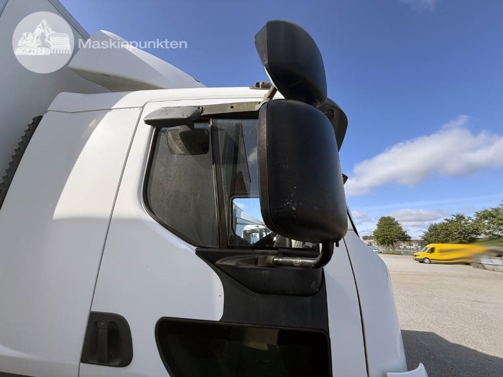 Грузовик с закрытым кузовом Volvo FL 240: фото 46