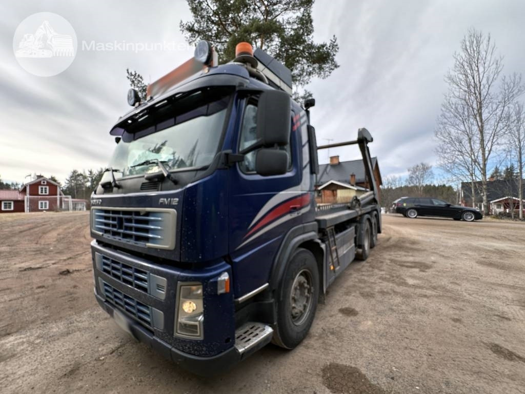 Volvo FM 12 420 LAXO Liftdumper + lastväxlare + flak - Портальный бункеровоз: фото 1 Volvo FM 12 420 LAXO Liftdumper + lastväxlare + flak - Портальный бункеровоз: фото 1