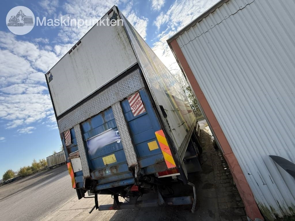 Volvo FM 12  - Грузовик с закрытым кузовом: фото 4 Volvo FM 12  - Грузовик с закрытым кузовом: фото 4