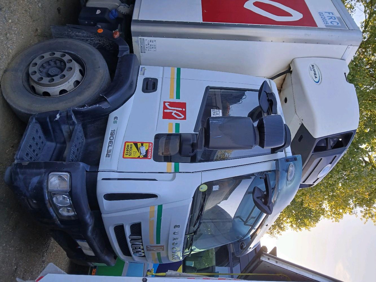 IVECO PORTEUR FRIGO 190E32 - Рефрижератор: фото 1 IVECO PORTEUR FRIGO 190E32 - Рефрижератор: фото 1