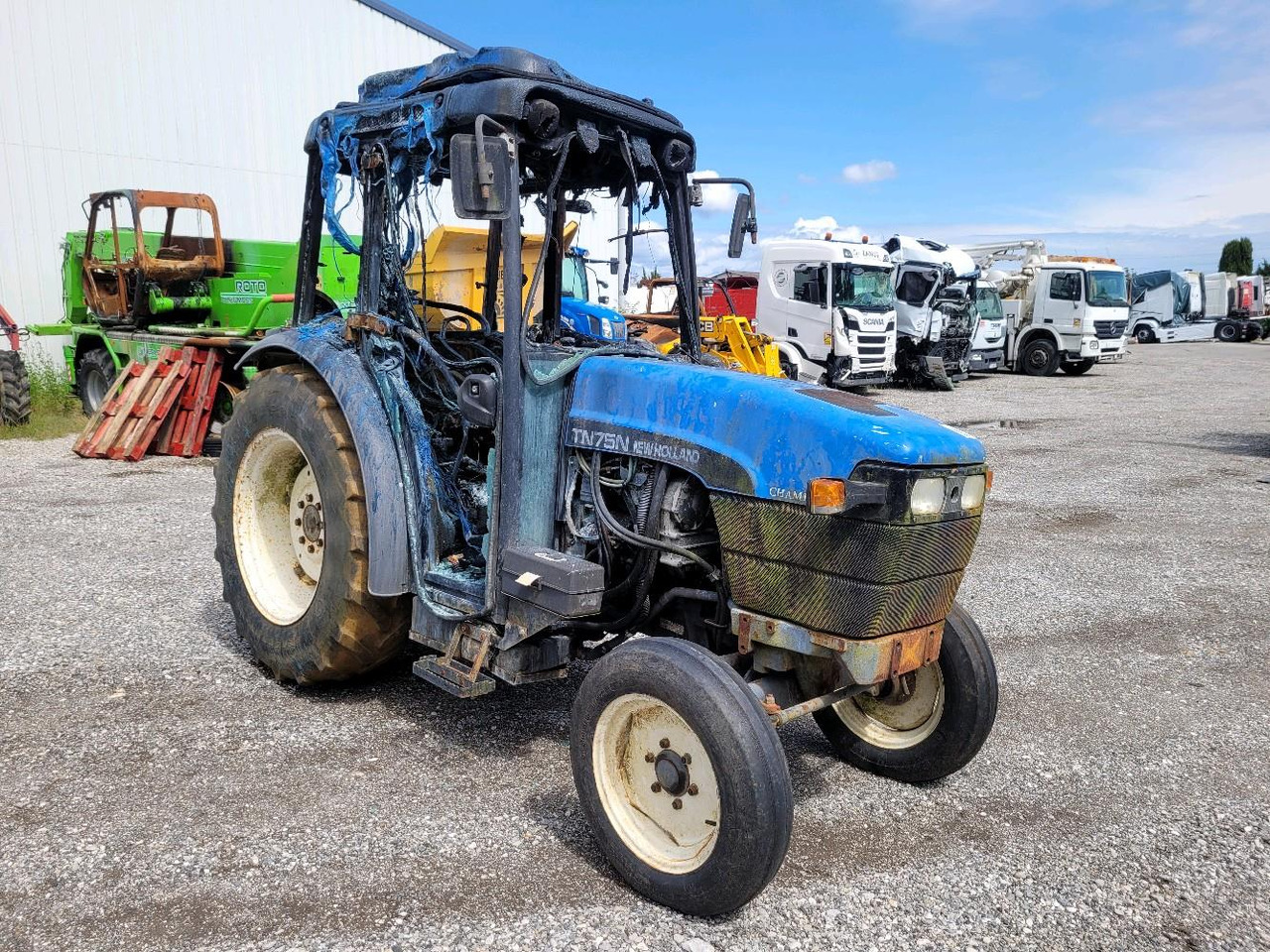 NEW HOLLAND TN75N - Трактор: фото 1 NEW HOLLAND TN75N - Трактор: фото 1