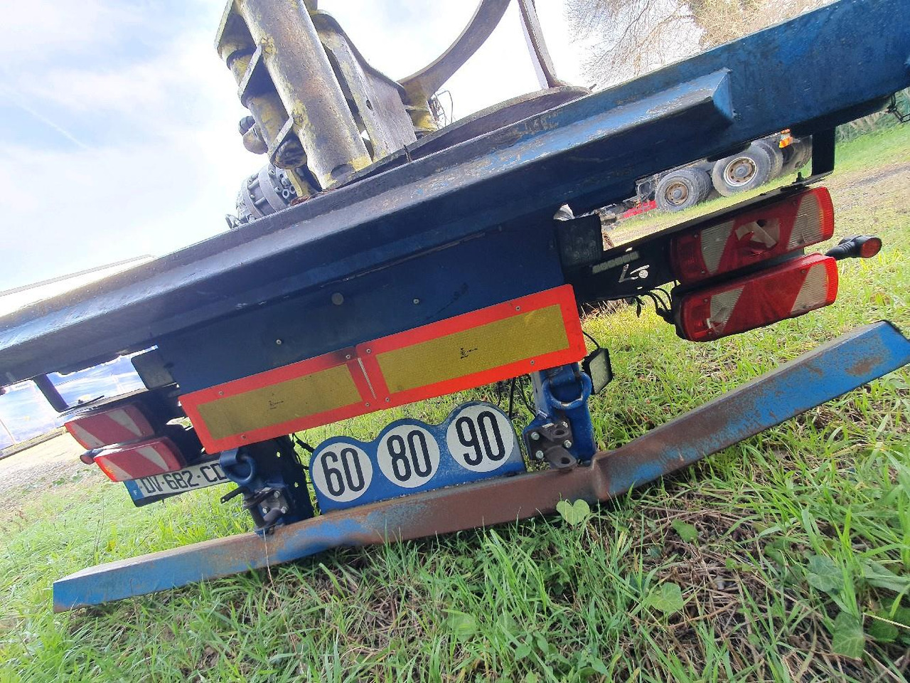 LECITRAILE SEMI GRUE FORESTIERE - Полуприцеп: фото 5 LECITRAILE SEMI GRUE FORESTIERE - Полуприцеп: фото 5