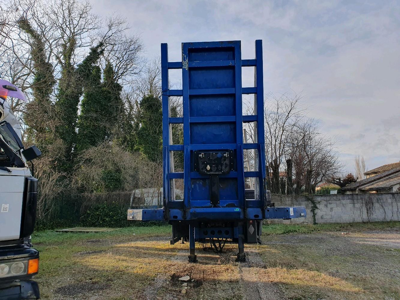 LECITRAILE SEMI GRUE FORESTIERE - Полуприцеп: фото 2 LECITRAILE SEMI GRUE FORESTIERE - Полуприцеп: фото 2