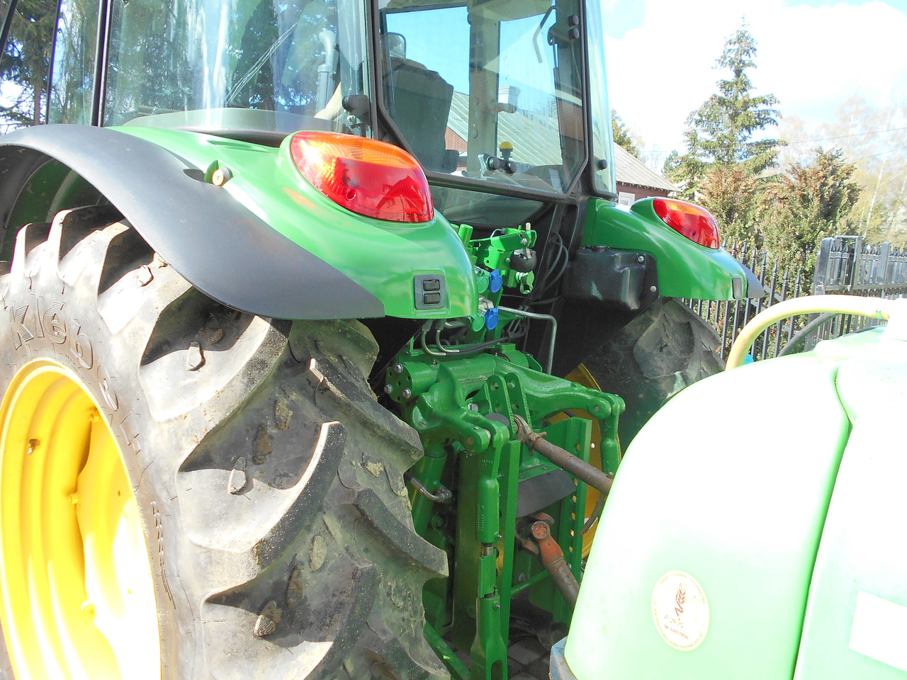 John Deere 5115M - Трактор: фото 4 John Deere 5115M - Трактор: фото 4