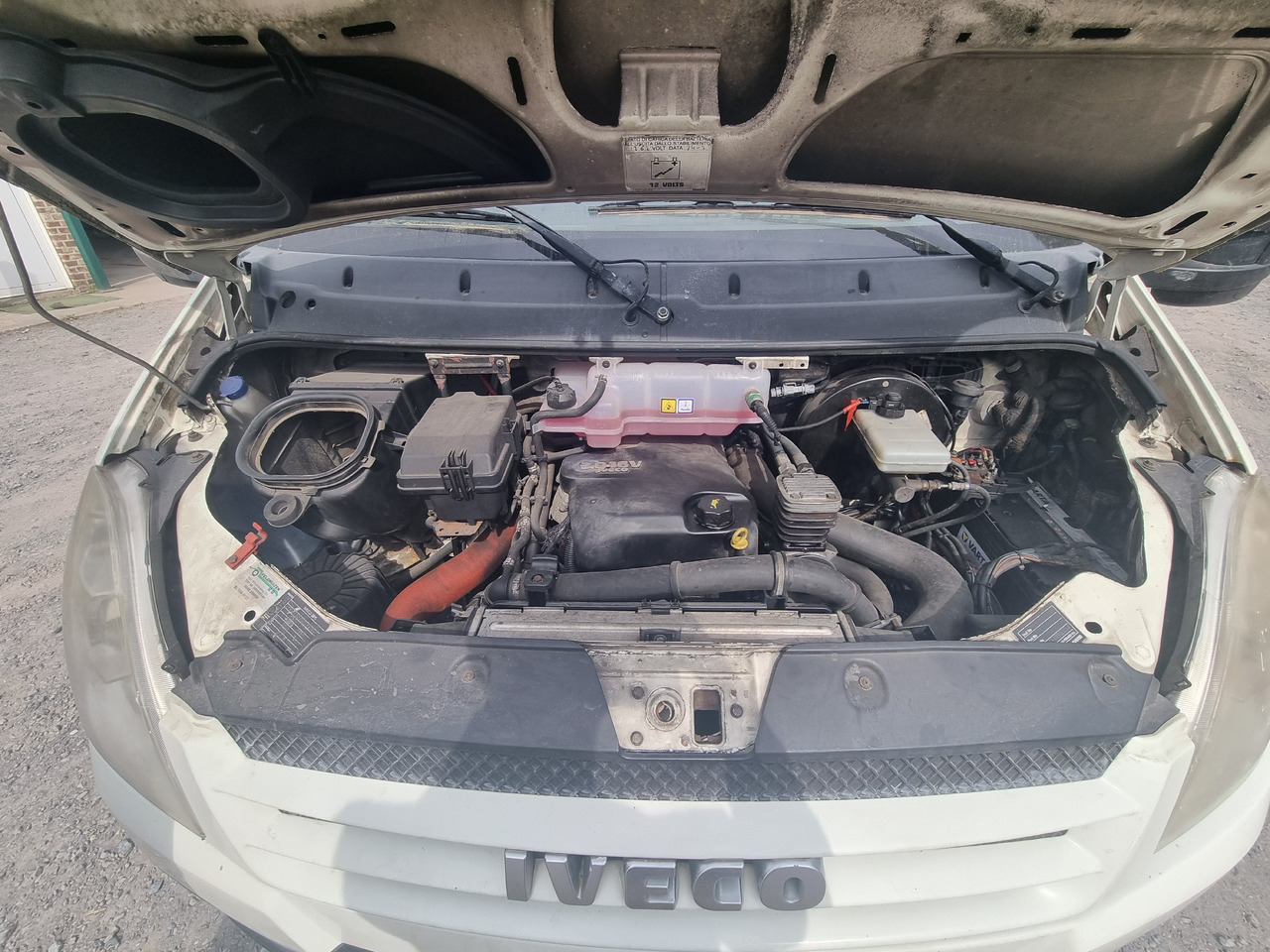 Тягач IVECO DAILY 35C18: фото 12