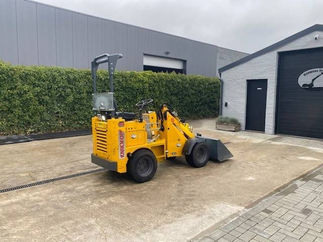 Knikmops KM 100 - Колёсный погрузчик: фото 1 Knikmops KM 100 - Колёсный погрузчик: фото 1