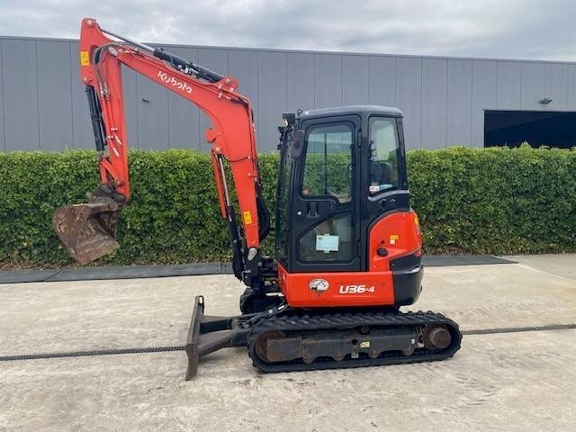 Kubota U 36-4 - Мини-экскаватор: фото 2 Kubota U 36-4 - Мини-экскаватор: фото 2