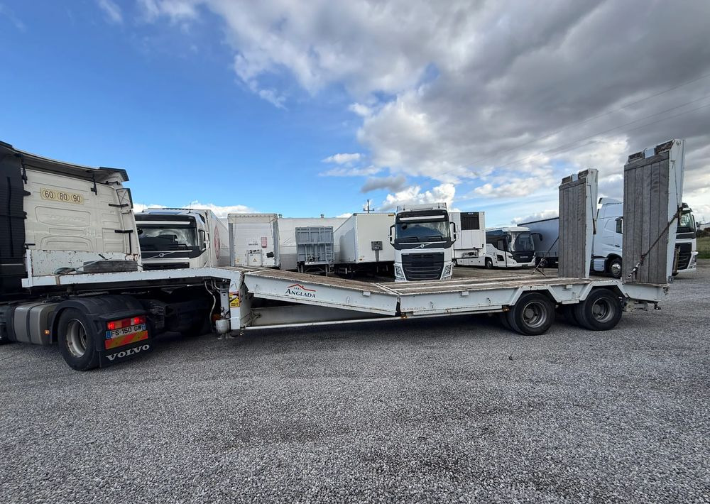 ACTM NISKOPODWOZIE RUCHOMA PODŁOGA DWIE OSIE - Полуприцеп-автовоз: фото 3 ACTM NISKOPODWOZIE RUCHOMA PODŁOGA DWIE OSIE - Полуприцеп-автовоз: фото 3