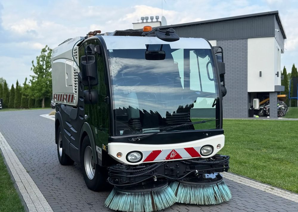 Inny MATHIEU GRAND AZURA MC420 ZAMIATARKA - Мусоровоз: фото 3 Inny MATHIEU GRAND AZURA MC420 ZAMIATARKA - Мусоровоз: фото 3