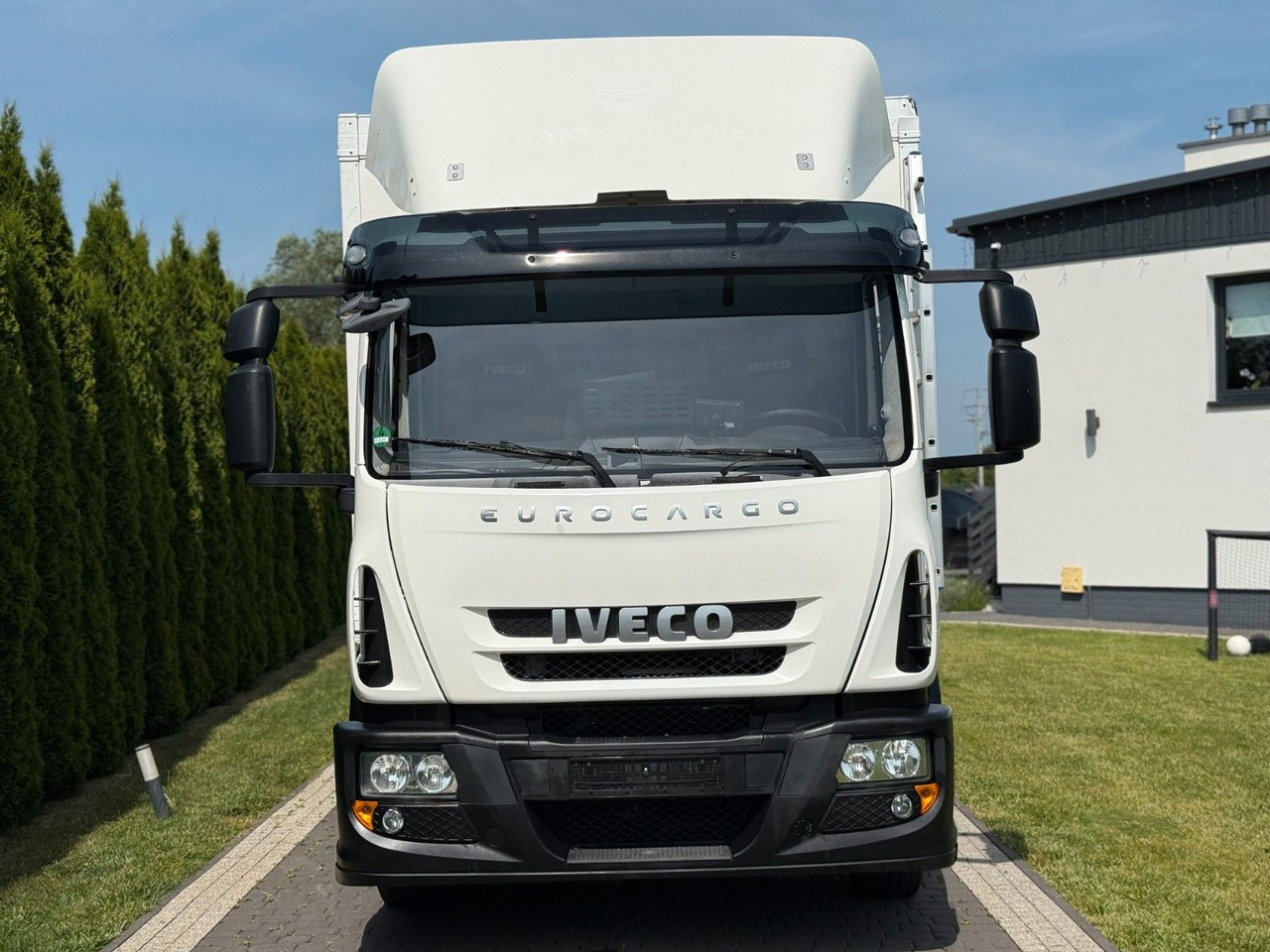 Iveco EUROCARGO 12T E22 CARRIER SUPRA 850 MT - Рефрижератор: фото 2 Iveco EUROCARGO 12T E22 CARRIER SUPRA 850 MT - Рефрижератор: фото 2